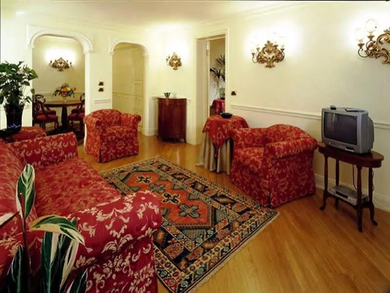 **** Hotel Suites Torre Dell'Orologio Venetië Italië